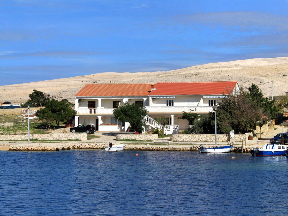 Apartment Two bedroom apartment near beach Kustići, Pag A-6355-d