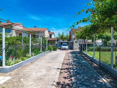 Apartment Two bedroom apartment with terrace Fažana A-18334-a - Outdoor photo 9
