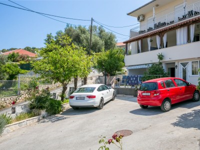 Apartment One bedroom apartment with terrace and sea view Okrug Gornji, Čiovo A-23007-b - Outdoor photo 6