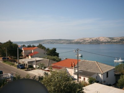 Apartment Comfortable and spacious apartment near beach Stara Novalja, Pag A-6470-a in Novalja - Apartment