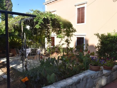 Apartment Two bedroom apartment with terrace and sea view Mali Lošinj, Lošinj A-20783-b in Mali Lošinj - Apartment