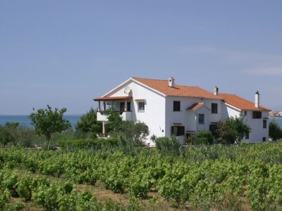 Apartment Two bedroom apartment with terrace and sea view Povljana, Pag A-230-b - Outdoor photo 3