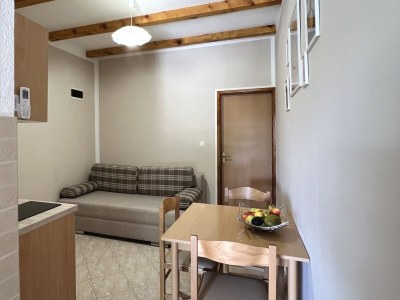 Apartment One bedroom apartment with air-conditioning Starigrad, Paklenica A-11683-b - Outdoor photo 8