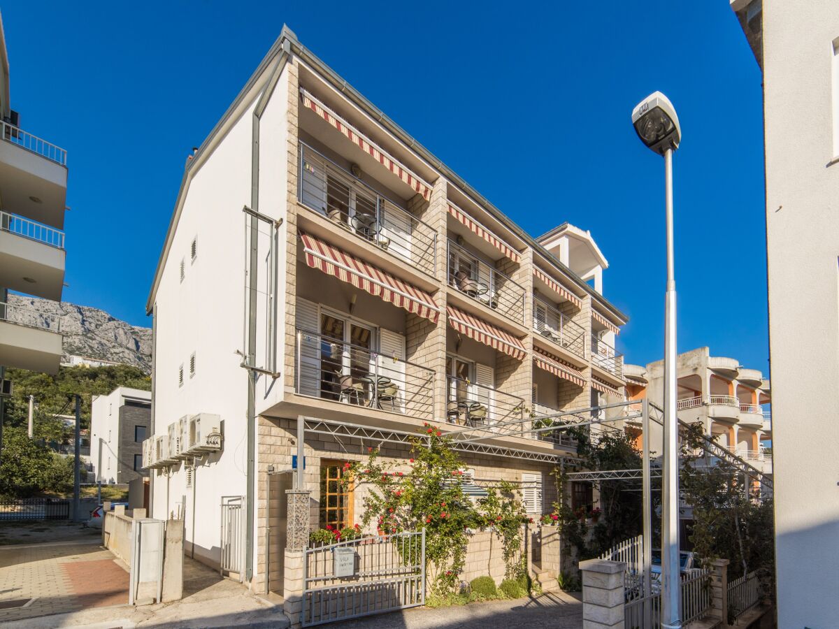 Apartment Two bedroom apartment with terrace and sea view Tučepi, Makarska A-22384-c - Outdoor photo 3