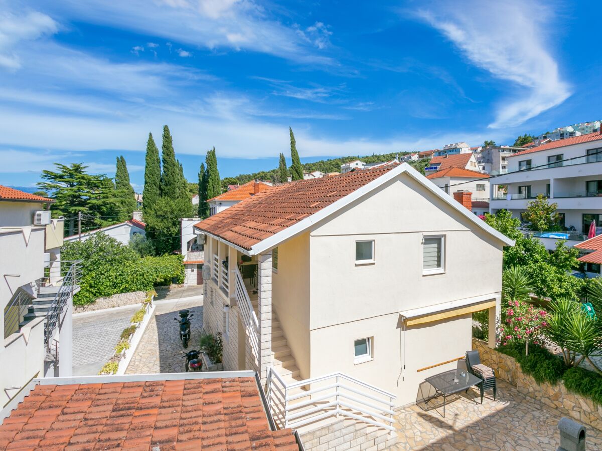 Apartment Two bedroom apartment near beach Mastrinka, Čiovo A-22956-b - Outdoor photo 3
