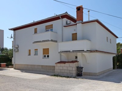 Apartment One bedroom apartment with terrace Banjol, Rab A-19692-b - Outdoor photo 2