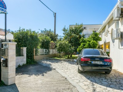 Apartment Two bedroom apartment near beach Mastrinka, Čiovo A-22956-c - Outdoor photo 12