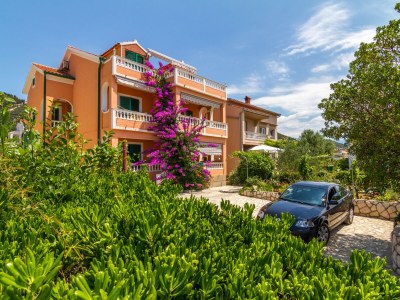 Apartment One bedroom apartment with terrace and sea view Barbat, Rab A-20080-e in Rab - Apartment