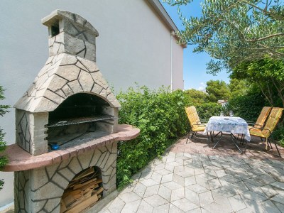 Apartment Three bedroom apartment with terrace and sea view Brela, Makarska A-20778-b - Outdoor photo 3
