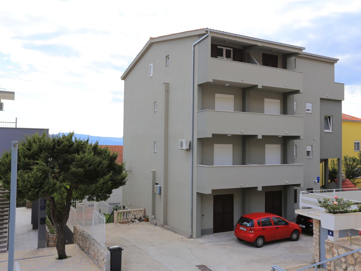 Apartment One bedroom apartment with terrace and sea view Nemira, Omiš A-17039-a - Outdoor photo 3