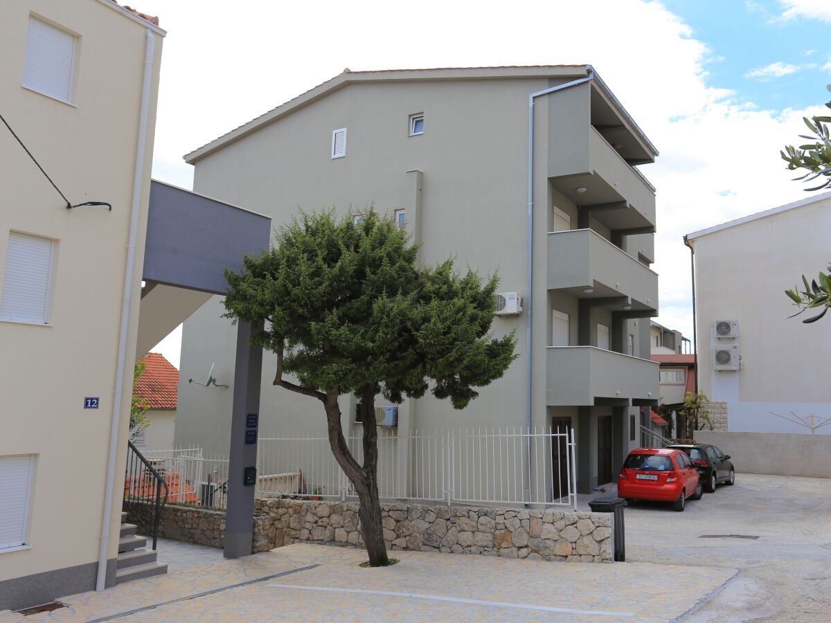 Apartment One bedroom apartment with terrace and sea view Nemira, Omiš A-17039-a - Outdoor photo 4