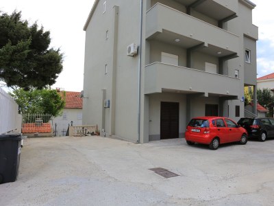 Apartment One bedroom apartment with terrace and sea view Nemira, Omiš A-17039-a - Outdoor photo 13