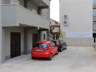 Apartment One bedroom apartment with terrace and sea view Nemira, Omiš A-17039-a - Outdoor photo 14