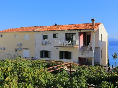 Apartment One bedroom apartment near beach Igrane, Makarska A-6653-c - Outdoor photo 4