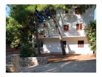 Apartment Two bedroom apartment near beach Ivan Dolac, Hvar A-18100-a - Outdoor photo 2