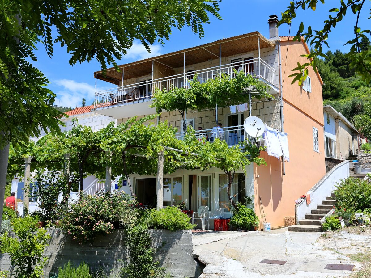 Apartment Studio flat with terrace and sea view Žuljana, Pelješac AS-254-a