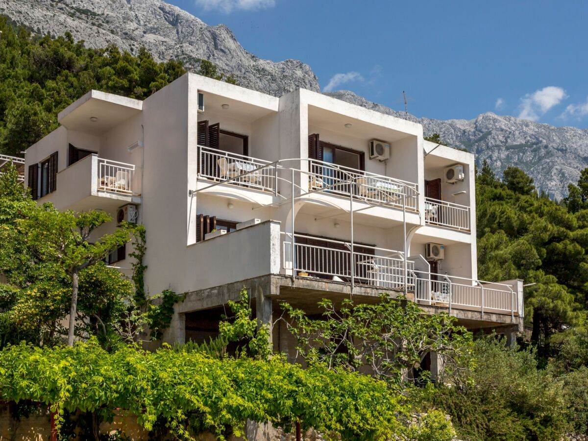 Apartment Studio flat with balcony and sea view Baška Voda, Makarska AS-301-b