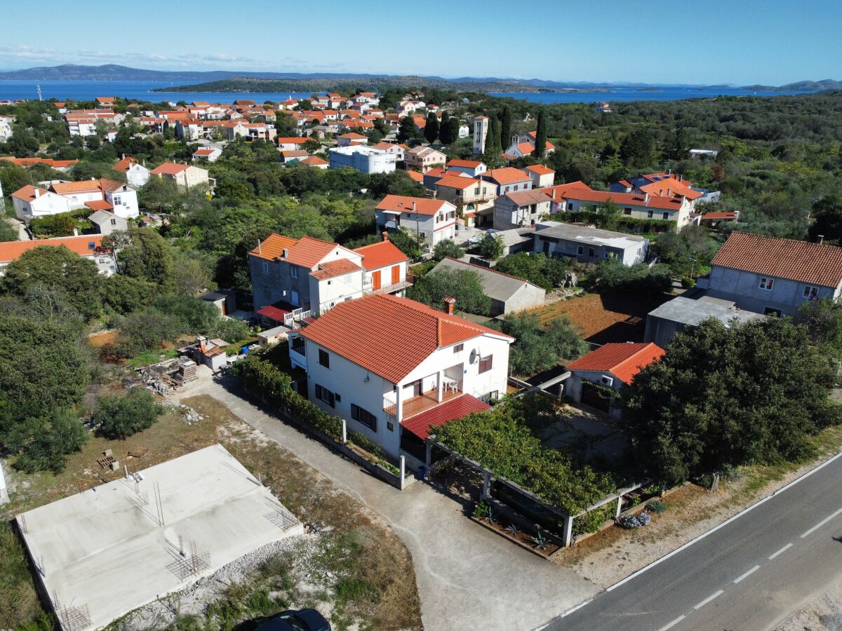 Apartment One bedroom apartment with terrace Sali, Dugi otok A-910-b - Outdoor photo 4