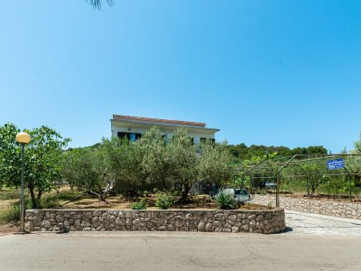 Apartment Two bedroom apartment near beach Tkon, Pašman A-698-a - Outdoor photo 6