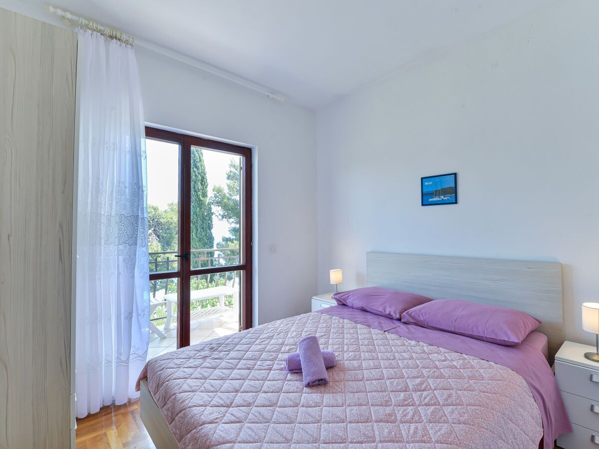 Apartment Two bedroom apartment near beach Tkon, Pašman A-698-b