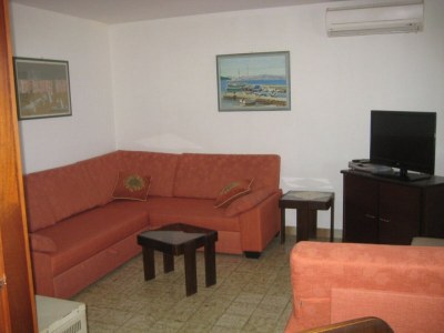 Apartment Two bedroom apartment near beach Maslinica, Šolta A-774-a - Outdoor photo 8
