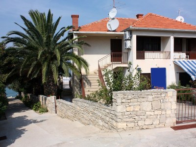 Apartment Two bedroom apartment near beach Maslinica, Šolta A-774-b - Outdoor photo 3