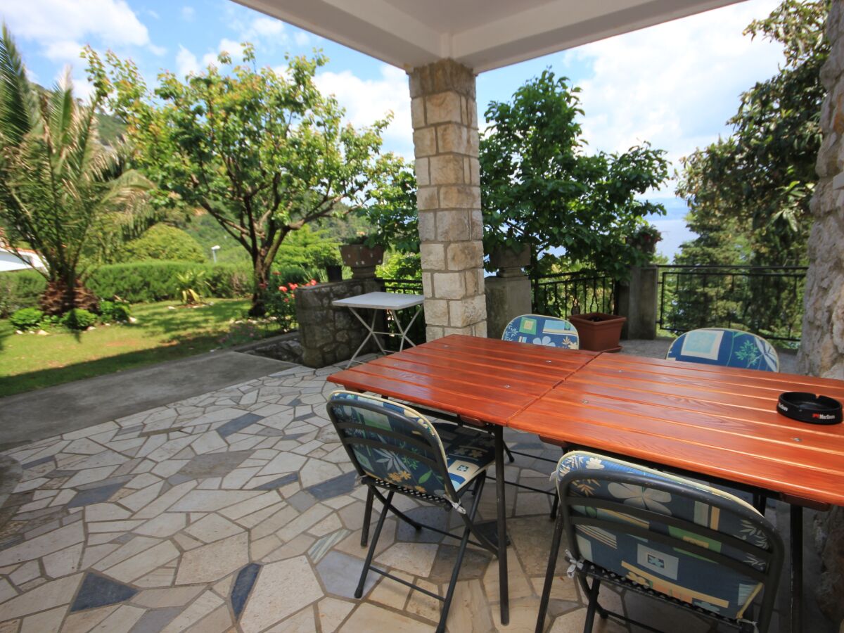 Apartment One bedroom apartment with terrace Medveja, Opatija A-2305-b
