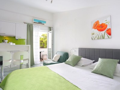 Apartment Studio flat near beach Medići, Omiš AS-1047-d in Mimice - Apartment
