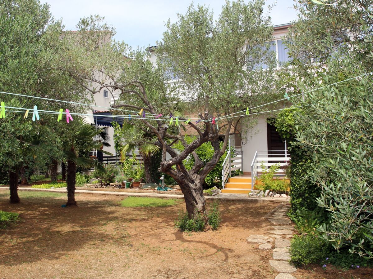 Apartment Two bedroom apartment with terrace Vodice A-928-a - Outdoor photo 4