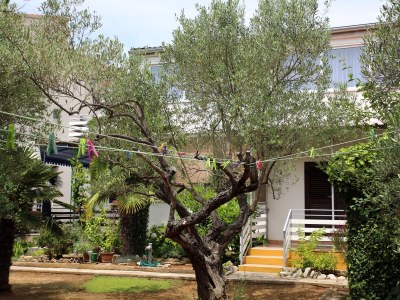 Apartment Two bedroom apartment with terrace Vodice A-928-a - Outdoor photo 2