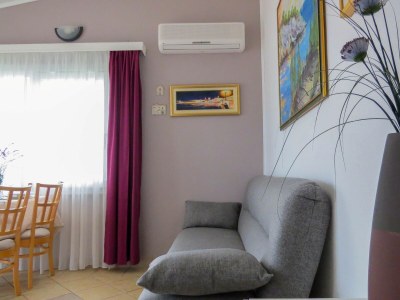 Apartment Two bedroom apartment with balcony and sea view Mastrinka, Čiovo A-2049-d - Outdoor photo 10
