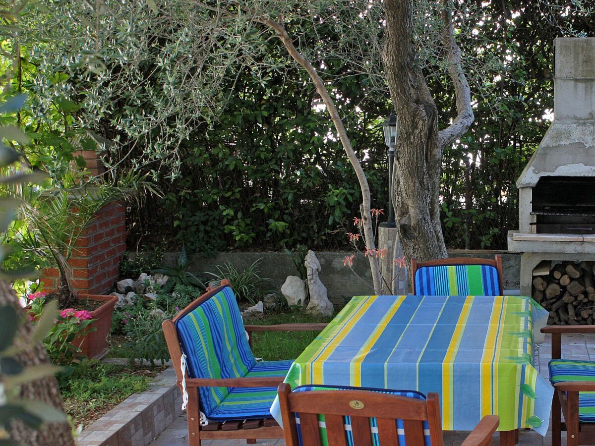 Apartment One bedroom apartment with balcony Banjol, Rab A-4956-c