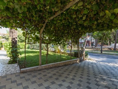 Apartment Two bedroom apartment with terrace Poreč A-2216-a - Outdoor photo 12