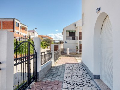 Apartment Studio flat with balcony Rogoznica AS-19367-b - Outdoor photo 8