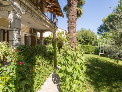 Apartment One bedroom apartment with terrace Poreč A-2216-c - Outdoor photo 10