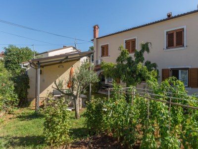 Apartment Studio flat with terrace Poreč AS-2216-a - Outdoor photo 4