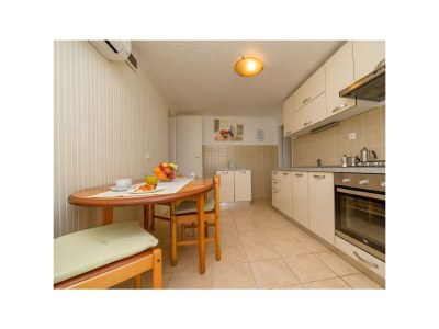 Apartment One bedroom apartment near beach Nerezine, Lošinj A-7963-b - Outdoor photo 14