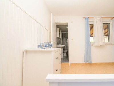 Apartment One bedroom apartment near beach Nerezine, Lošinj A-7963-b - Outdoor photo 20