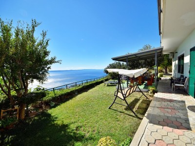Holiday house Family friendly house with a swimming pool Gornji Tučepi - Podpeć, Makarska - 6815 in Tucepi - Holiday house