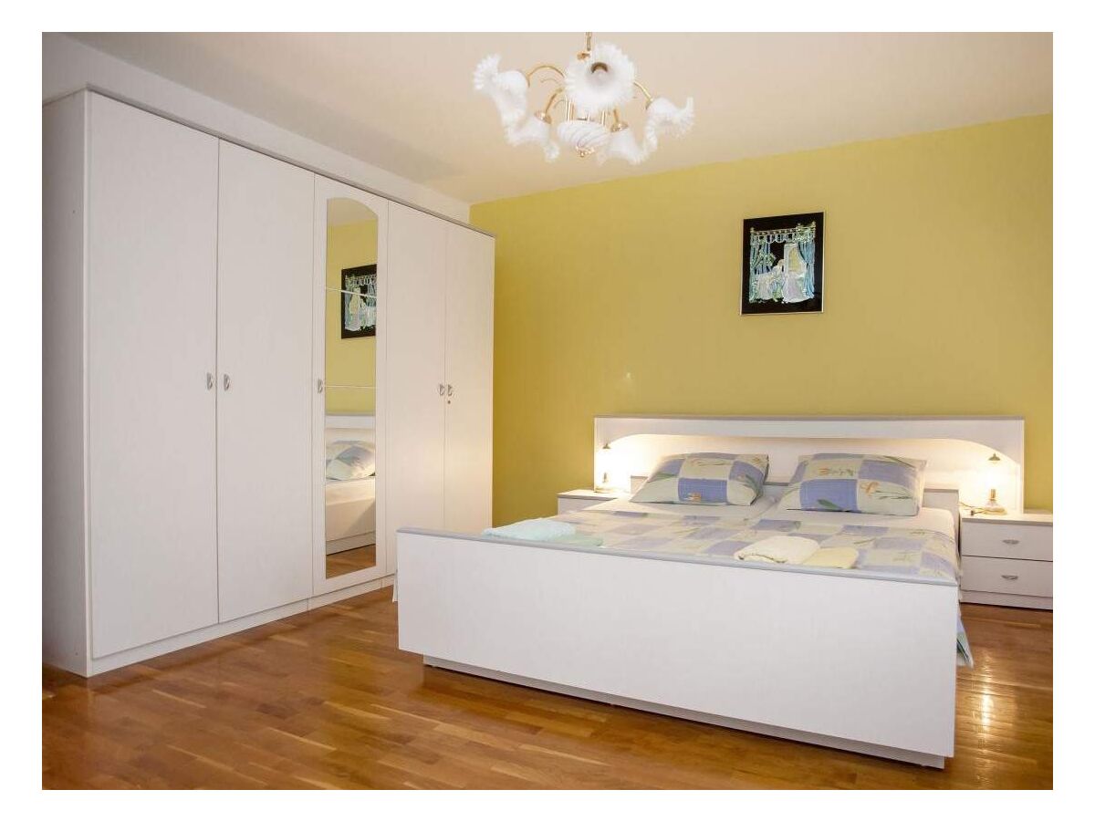 Apartment Two bedroom apartment with balcony Rovinj A-21989-a