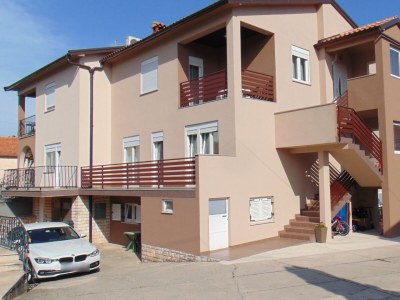 Apartment Two bedroom apartment with balcony Rovinj A-21989-a - Outdoor photo 3