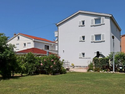 Apartment Two bedroom apartment with balcony Barbat, Rab A-24547-b - Outdoor photo 5