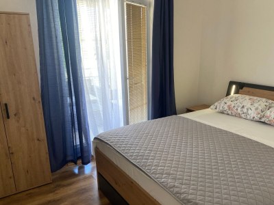 Apartment Three bedroom apartment with terrace Lopar, Rab A-24597-a - Outdoor photo 16