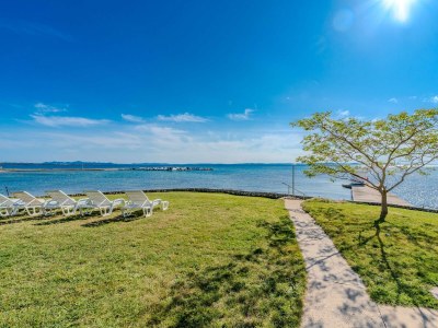 Apartment Three bedroom apartment near beach Privlaka, Zadar A-24599-a - Outdoor photo 11
