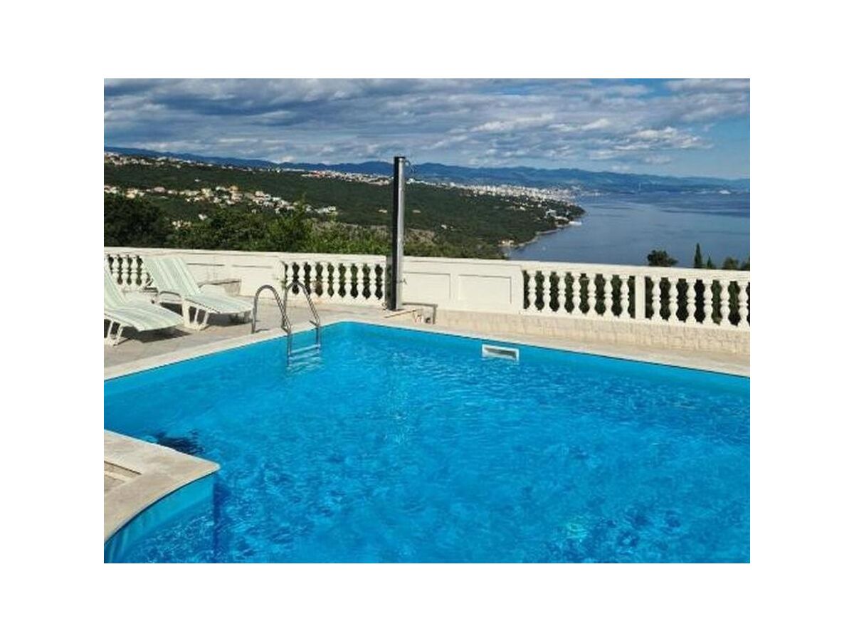 Apartment Two bedroom apartment with terrace and sea view Opatija - Pobri, Opatija A-24607-a