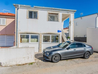 Apartment One bedroom apartment with terrace Vir A-24608-a - Outdoor photo 3