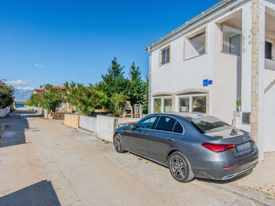 Apartment One bedroom apartment with terrace Vir A-24608-b - Outdoor photo 2
