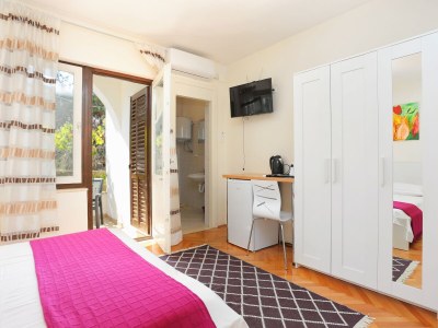 Holiday room with terrace Arbanija, Čiovo S-1125-a - Outdoor photo 19