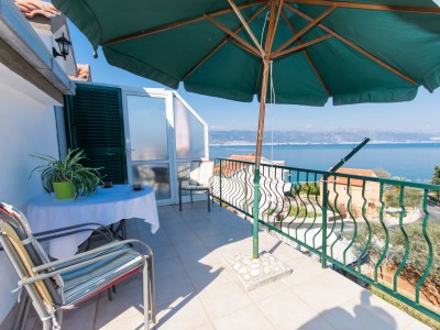 Apartment Two bedroom apartment with terrace and sea view Slatine, Čiovo A-1126-c in Slatine - Apartment