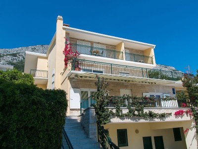 Apartment Two bedroom apartment with balcony and sea view Brela, Makarska A-2717-a - Outdoor photo 3